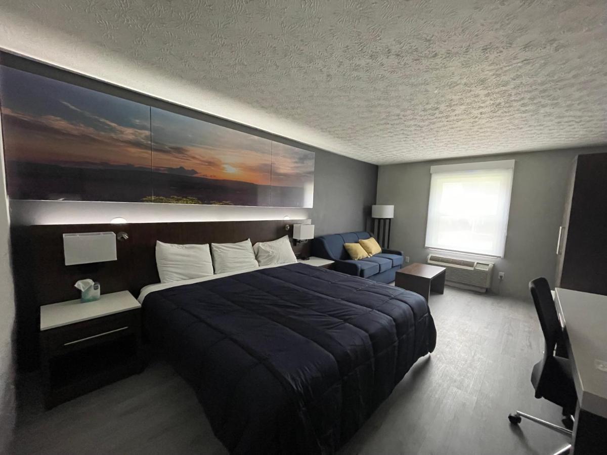 Luxor Inn & Suites, A Travelodge By Wyndham Elkins Eksteriør billede
